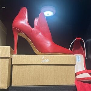 Striking Red Heeled Shoes!! Leather Never Worn!!